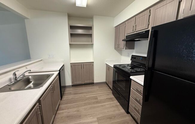 2 beds, 1 bath, 880 sqft, $1,699, Unit K-103