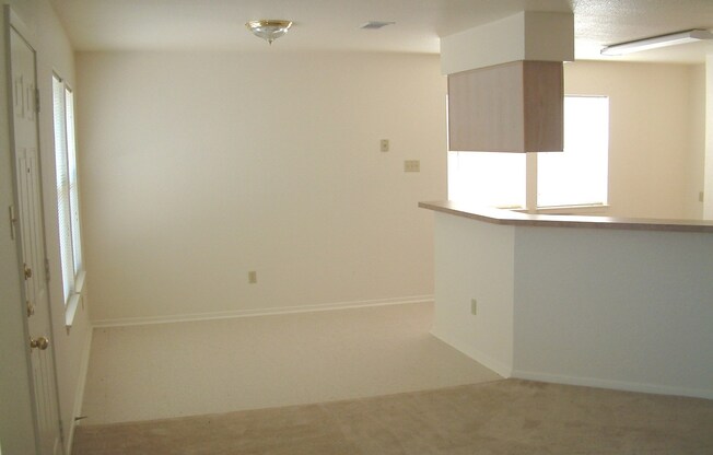 Very nice 3 bedroom 2 bath 2 car garage in Mary's Creek Estates