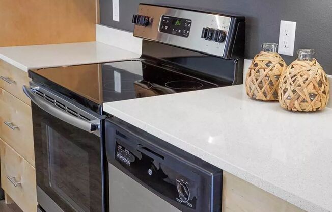 1 bed, 1 bath, 739 sqft, $1,795, Unit 212