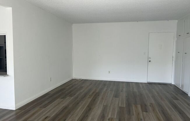 514 S. Barranca Ave.