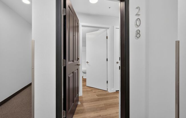 Studio, 1 bath, 413 sqft, $1,445, Unit 208