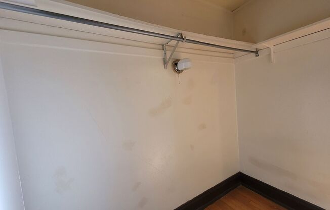 Studio, 1 bath, $745, Unit 111