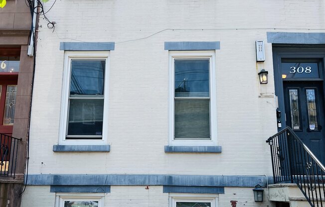 308 BLOOMFIELD ST