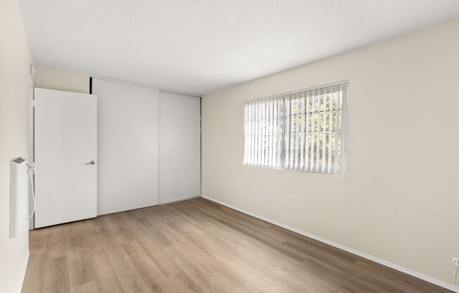 2 beds, 1 bath, 800 sqft, $2,150, Unit 01