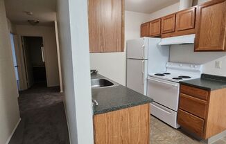 #410 OAK MANOR