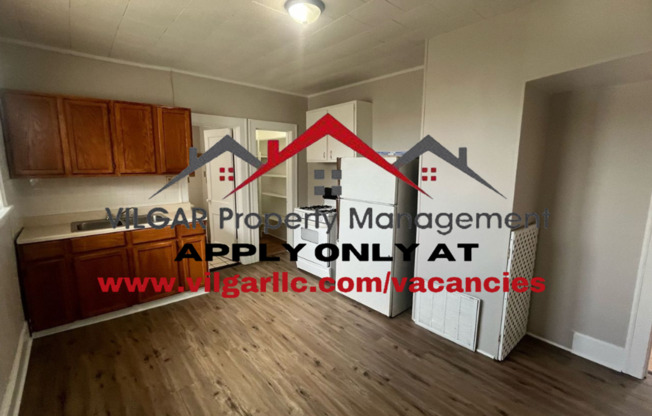 4002 Pulaski St