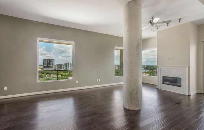 2 beds, 2.5 baths, 2,171 sqft, $9,728, Unit 1910