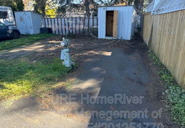 7958 SE GLENCOE SCOTTS VW TRAILER PARK RD