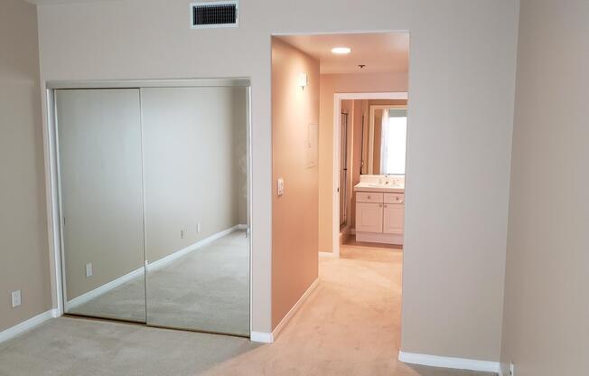 2 beds, 2.3 baths, 1,725 sqft, $5,700, Unit 404