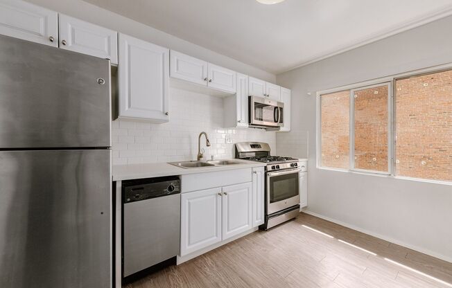 Studio, 1 bath, 493 sqft, $1,545, Unit 18