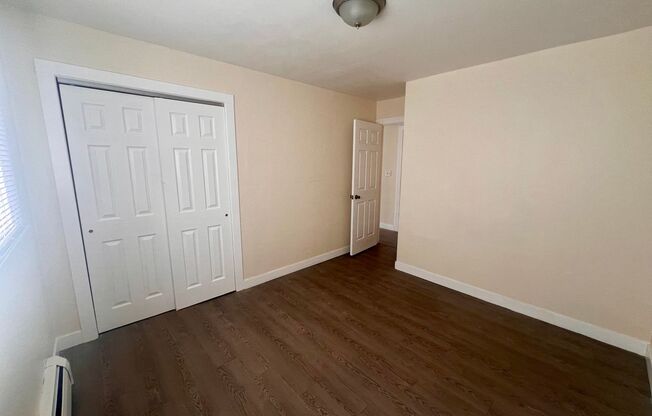 1 bed, 1 bath, $795, Unit 02