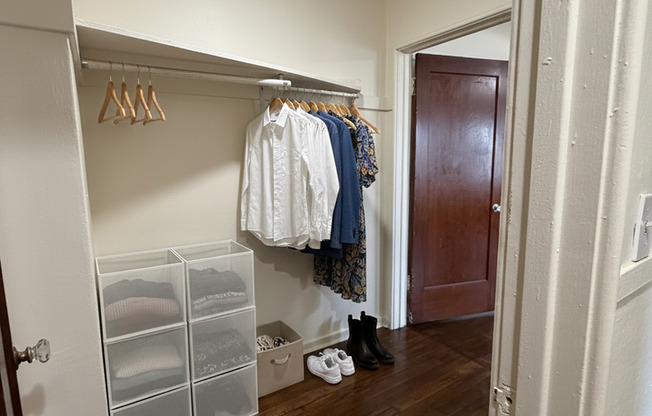 1 bed, 1 bath, 749 sqft, $1,695, Unit 0305