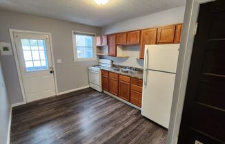 2 beds, 1 bath, $1,095, Unit 1110