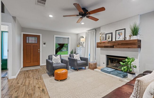8913 Coastal Dr, Austin, Texas 78749