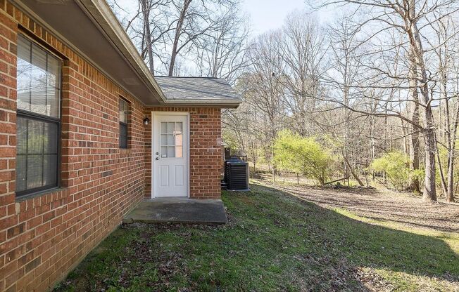 2 beds, 2 baths, $1,200, Unit 153