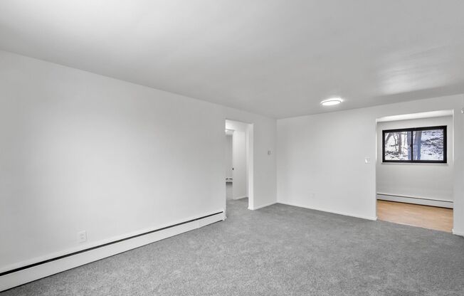 2 beds, 1 bath, 850 sqft, $949, Unit 10601 Lindberg Ave. A3- Apt. 3