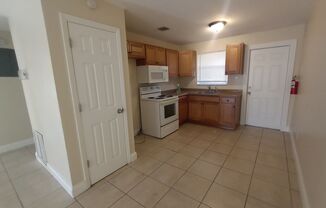 2/1 Apartment for rent. Delray Beach