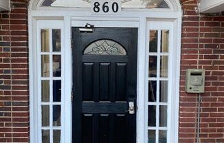 Studio, 1 bath, 550 sqft, $1,295, Unit 07