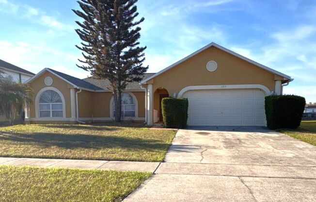 Beautiful 4 Bedroom, 2 Bath Split‑Floor‑Plan Home in Lakeside — Kissimmee, FL