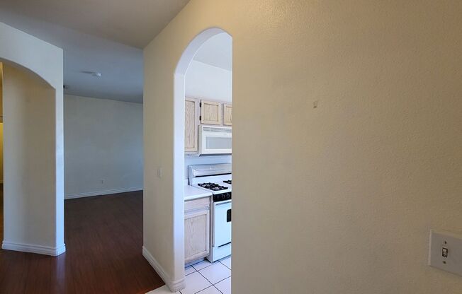 5525 W Flamingo Rd #2033 - 2 bedrooms , 2 bathrooms, 1135 SQFT