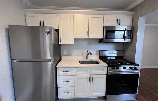 1 bed, 1 bath, 500 sqft, $2,200, Unit 2A