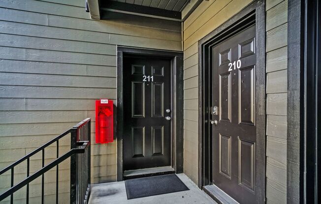 1 bed, 1 bath, 655 sqft, $1,395, Unit 210