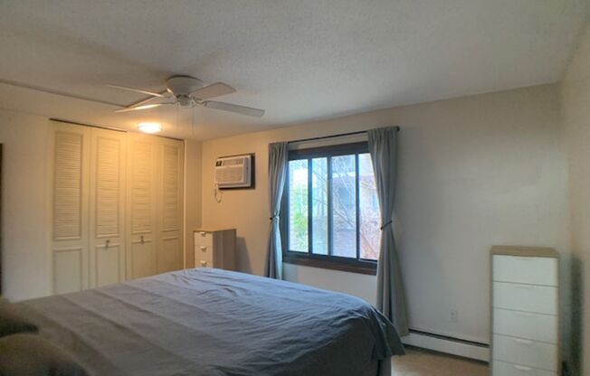 2 beds, 2 baths, $1,395, Unit #133