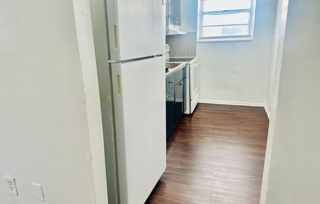 Ground Floor 2 Bedroom Just steps to Wynwood