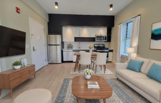 502 William St # 3