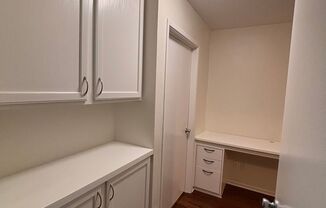 1 bed, 1 bath, 780 sqft, $2,425, Unit 65
