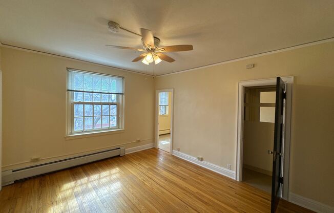 1 bed, 1 bath, 600 sqft, $1,195, Unit C-24