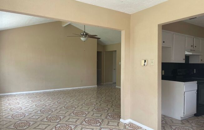 3 bedroom / 2bath home in Southwest Houston.