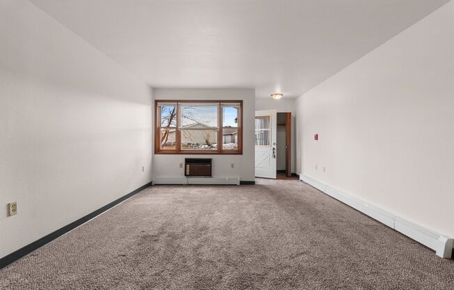 2 beds, 1 bath, 900 sqft, $1,045, Unit 2950