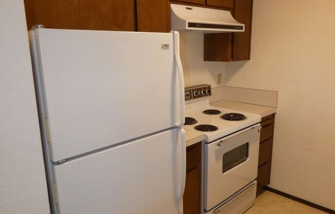 2 beds, 1 bath, $1,450, Unit Unit 05