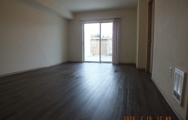 12549 28 AVE NE