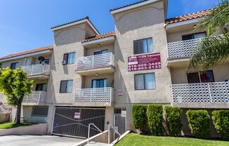 11206 Vanowen LLC