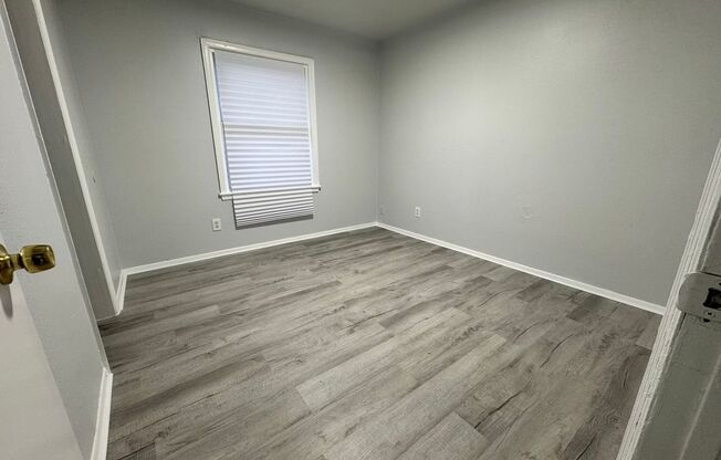Newly Updated 3 Bedroom Home by Legacy School