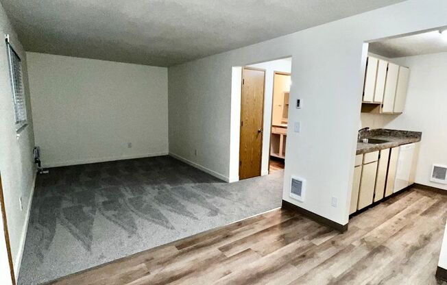 Willow Creek Apartments