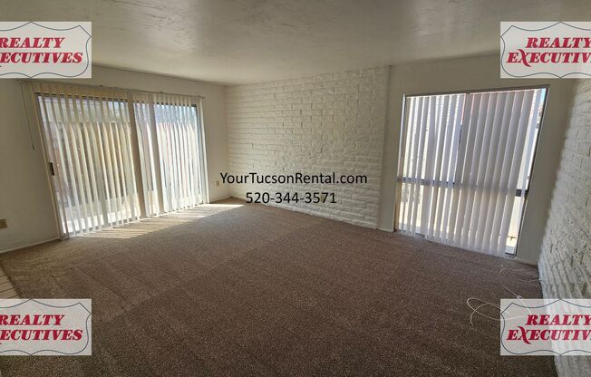 Fort Lowell & Campbell 2/1 - A/C and all appliances