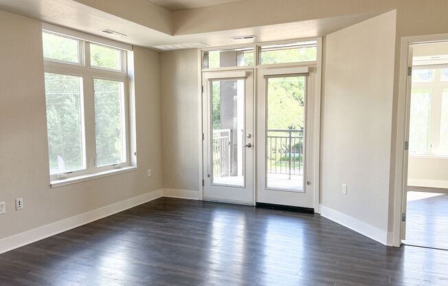 2 beds, 2 baths, 983 sqft, $2,095, Unit 340