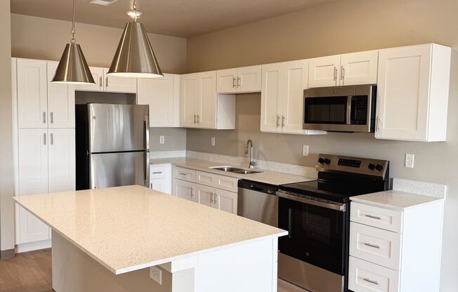 1 bed, 1.5 baths, 847 sqft, $1,395, Unit 308