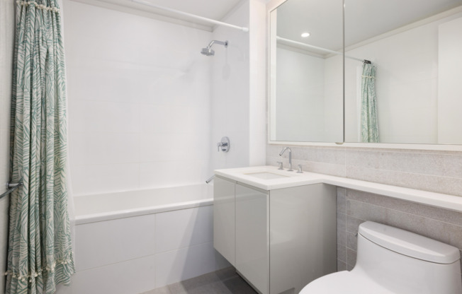 3 beds, 3.5 baths, 1,919 sqft, $15,000, Unit 16N