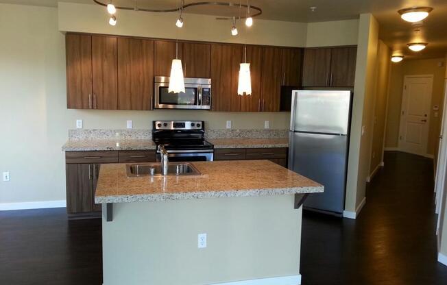 2 beds, 2 baths, 1,024 sqft, $3,595, Unit 215