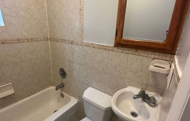 810 - OM-810 West Street LLC