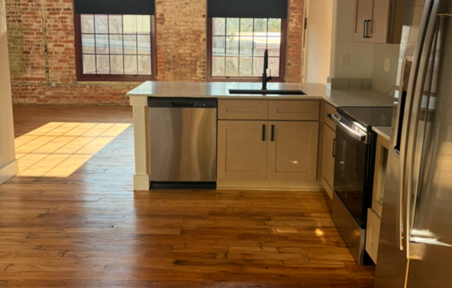 2 beds, 2 baths, 1,451 sqft, $1,695, Unit E-149