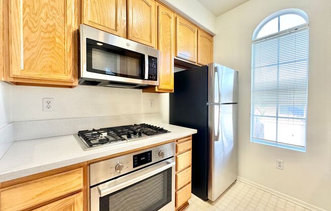 1 bed, 1 bath, $2,450