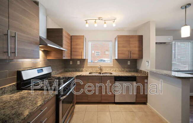 950 SAINT CHARLES AVE NE