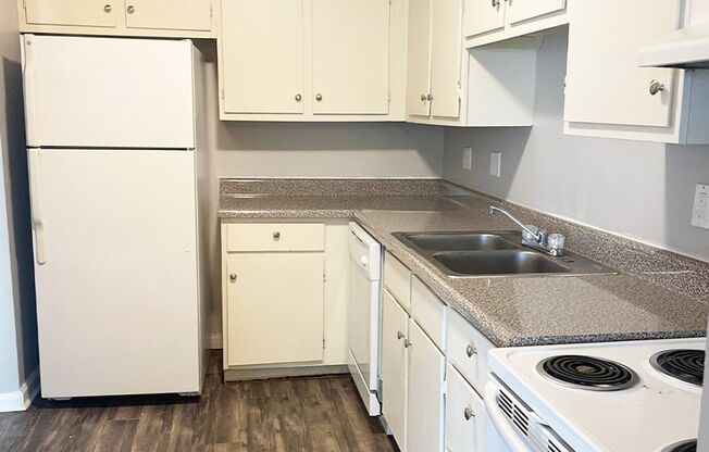 1 bed, 1 bath, 750 sqft, $995, Unit 1600-316