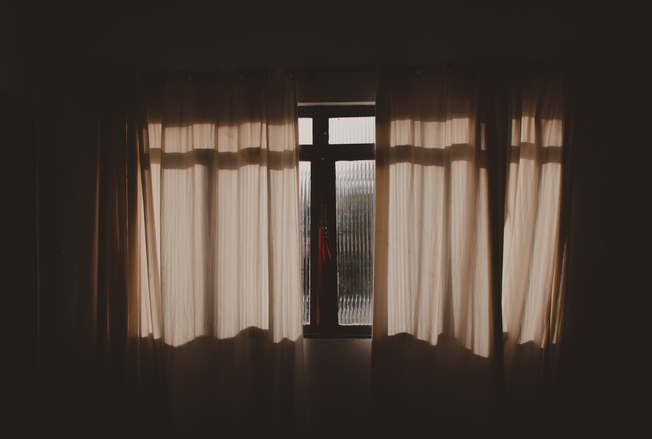 Tips for When Your Apartment Doesn’t Get Natural Light