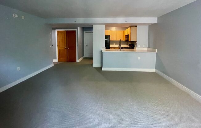 Studio, 1 bath, $1,830, Unit Apt S325